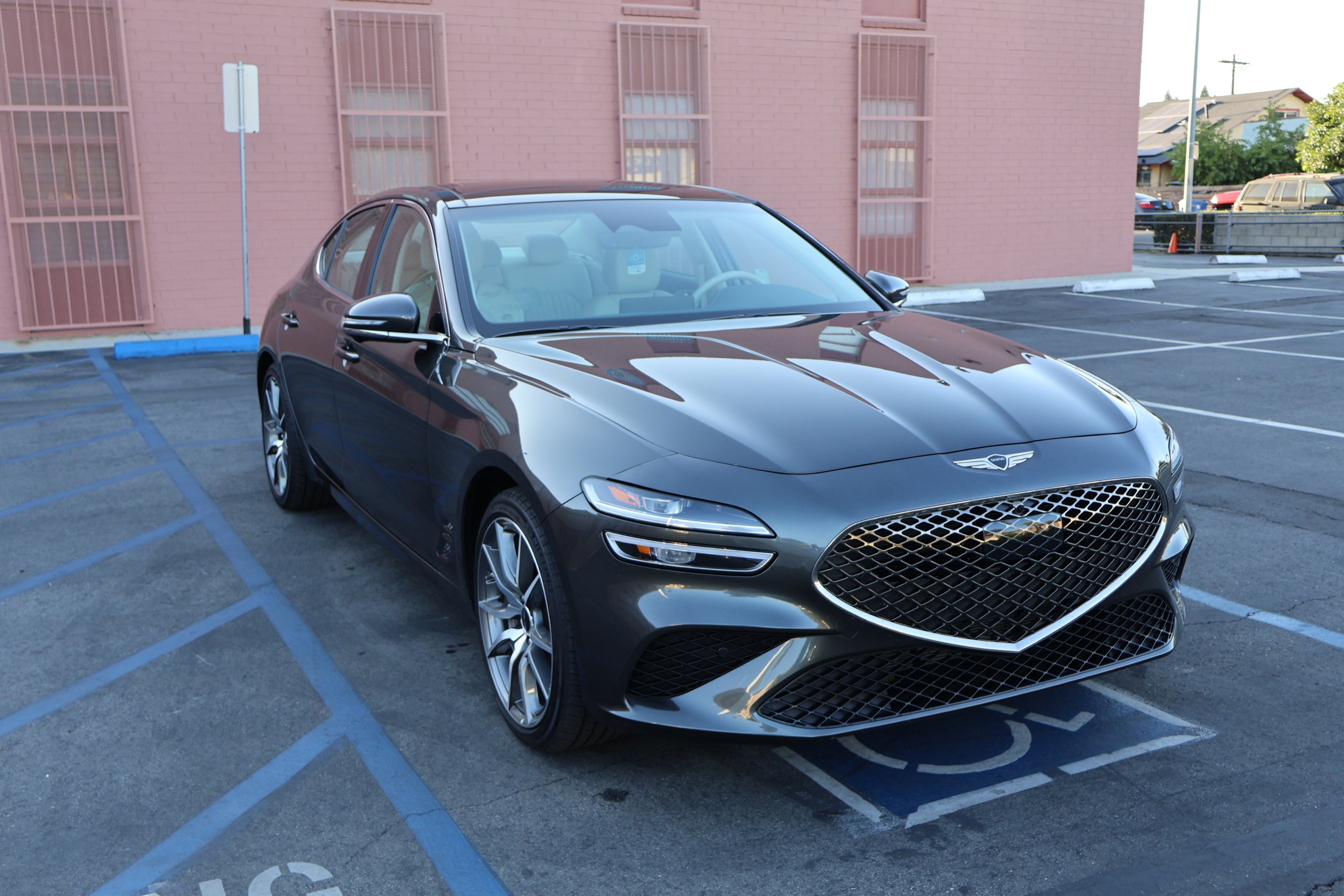 2025 Genesis G70